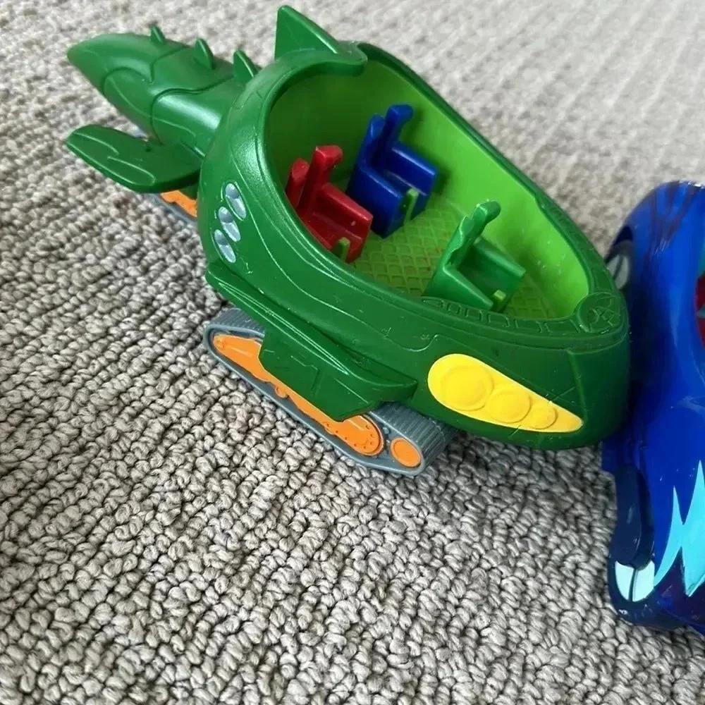 PJ Masks -bundle of 3 toy cars from PJ masks in Good pre-played condition